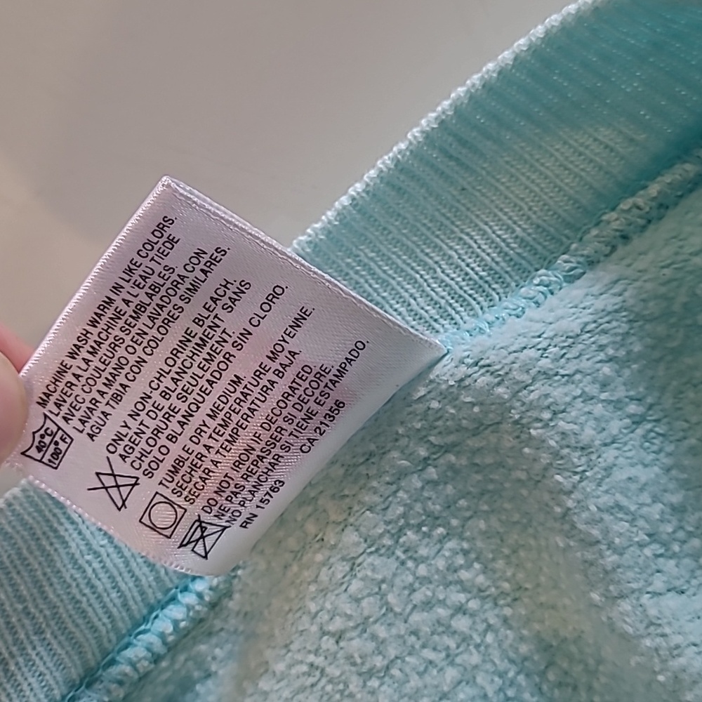 LIKE NEW VTG 90s Hanes Her Way Light Blue Crewneck Sweatshirt - Picture 8 of 10